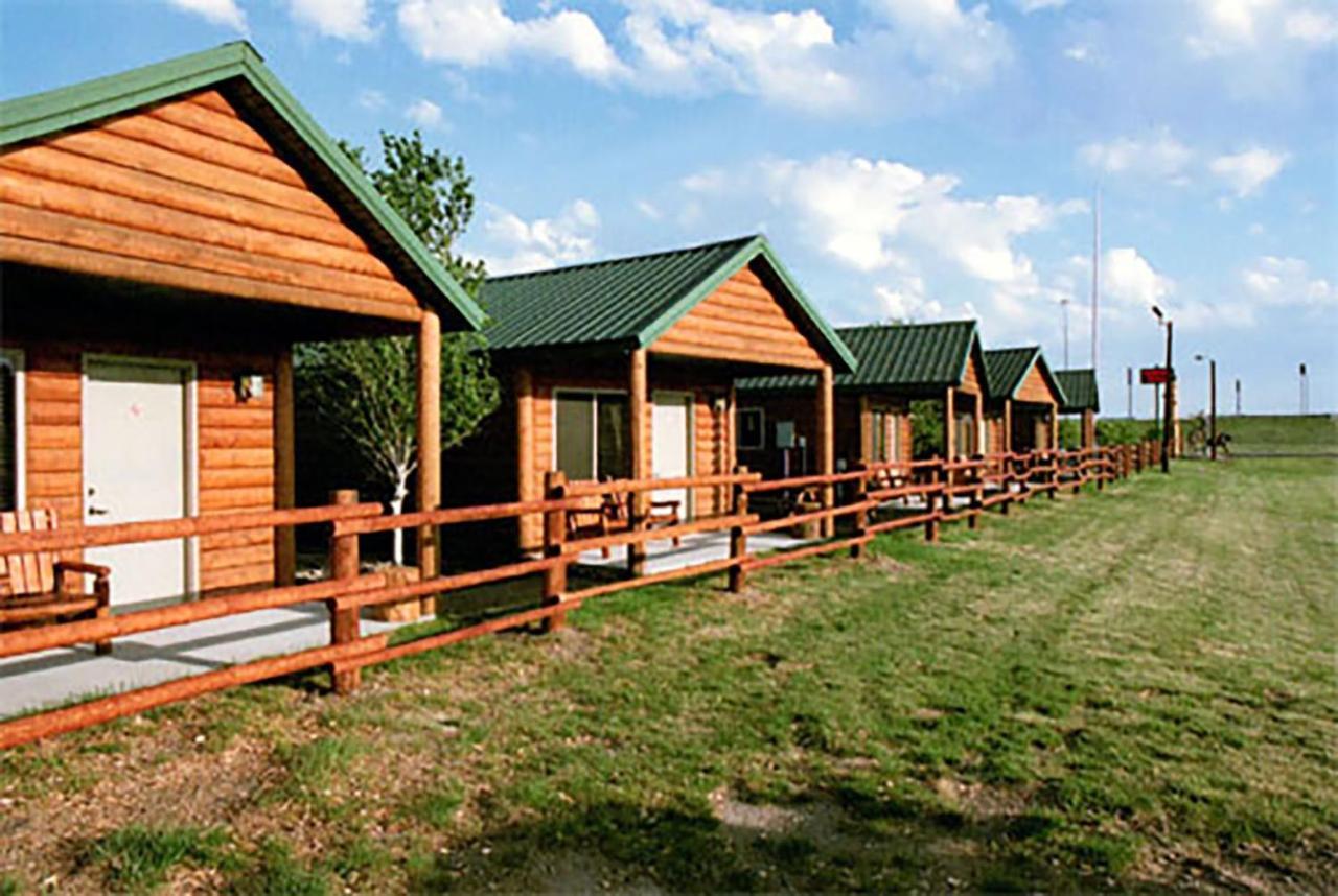 וול Badlands Frontier Cabins מראה חיצוני תמונה
