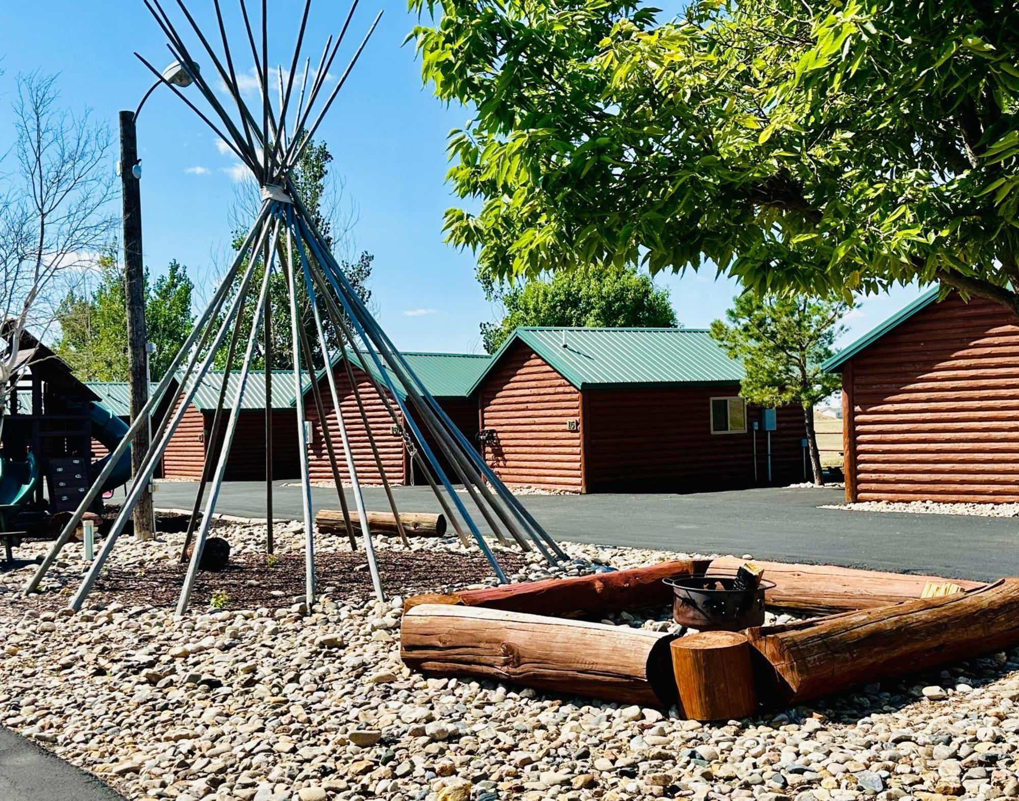 וול Badlands Frontier Cabins מראה חיצוני תמונה